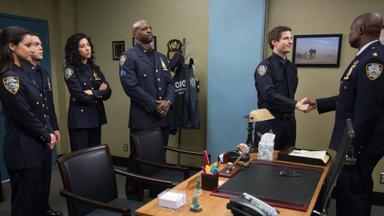 Brooklyn Nine-Nine 1x22