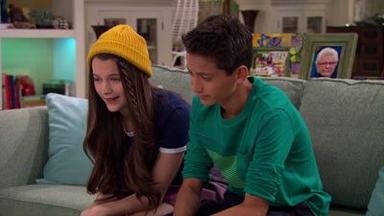 Liv y  Maddie 4x9