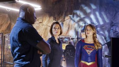 Supergirl 1x12