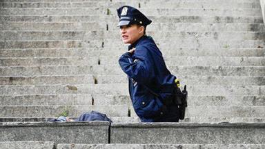 Familia de policías 12x9