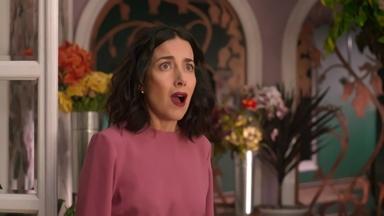 La casa de las flores 1x1
