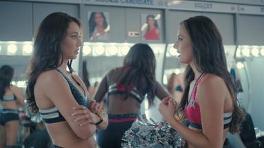 AMERICA'S SWEETHEARTS: Las cheerleaders de los Dallas Cowboys 1x4