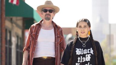 Verdades Ocultas (The Lowdown) 1x6