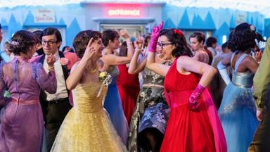 Grease: El auge de las Damas Rosas 1x8