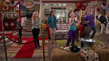 Liv y  Maddie 1x9