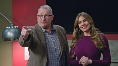 Modern Family 10x18