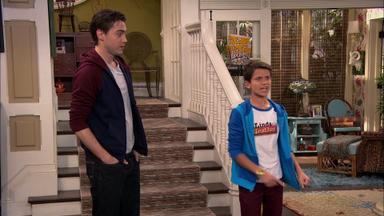 Liv y  Maddie 2x24