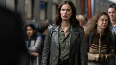 FBI: Internacional 2x5