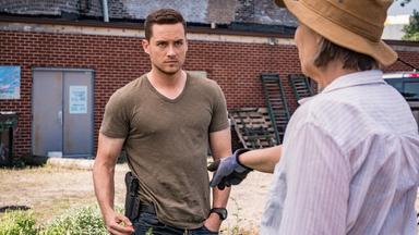 Chicago P.D. 7x6