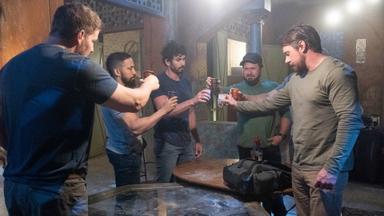 SEAL Team 6x9