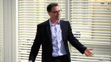 Scandal 4x5