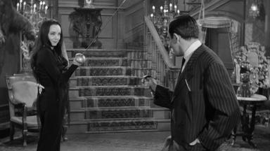 La familia Addams 1x5