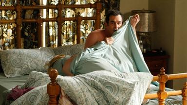 Modern Family 2x13