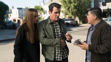 Modern Family 9x13