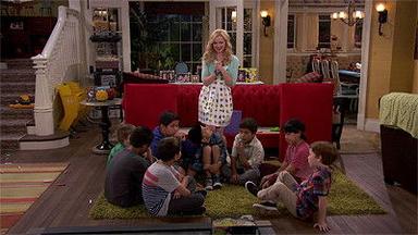 Liv y  Maddie 1x3