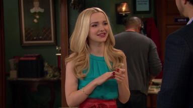 Liv y  Maddie 4x8