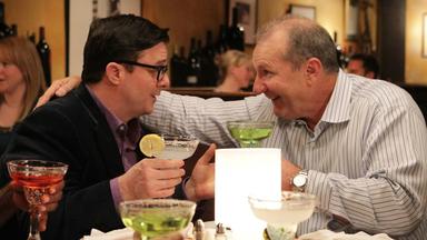 Modern Family 2x18