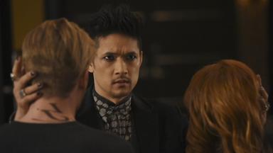 Cazadores de sombras 2x10
