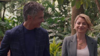 Madre solo hay dos 1x8