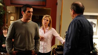 Modern Family 2x2