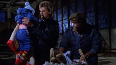 MacGyver 3x18