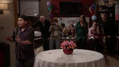 Modern Family 4x12