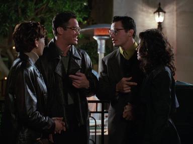 Lois y Clark: Las nuevas aventuras de Superman 4x8