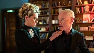 Van Helsing 4x8