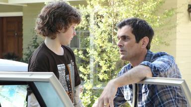 Modern Family 2x5