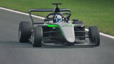 F1: La academia 1x4