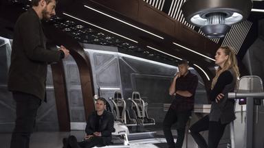 DC's Legends of Tomorrow 1x3