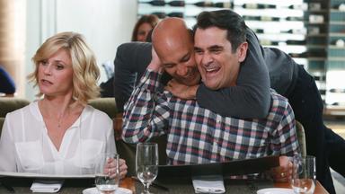 Modern Family 7x10