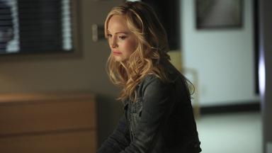 Crónicas vampíricas 6x14