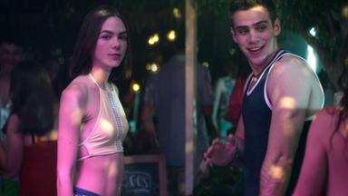 ¿Quién mató a Sara? 1x3