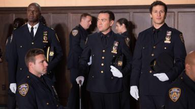 Brooklyn Nine-Nine 1x13