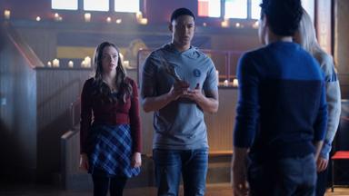 Legacies 3x2