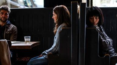 Giri/Haji: Deber/Deshonor 1x7