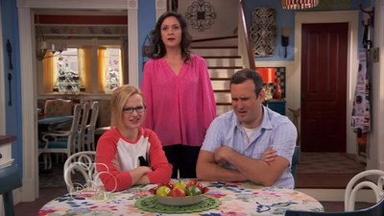 Liv y  Maddie 1x12