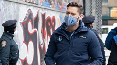 New Amsterdam 3x9