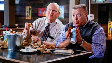 Brooklyn Nine-Nine 6x2