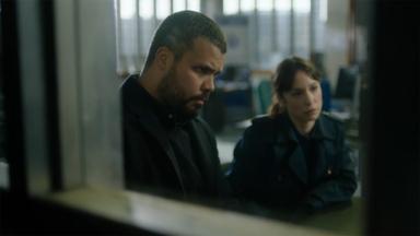Los casos de Pearl Nolan 2x1