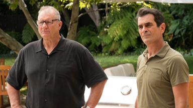 Modern Family 10x2