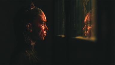 Carrie 1x8