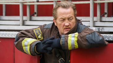 Chicago Fire 5x9