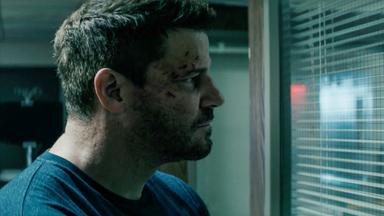 SEAL Team 5x8