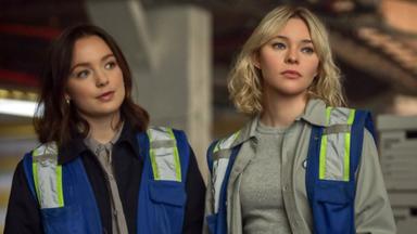 Motherland: Fort Salem 3x1