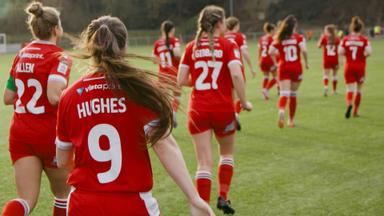 Bienvenidos al Wrexham Football Club 3x7