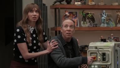 Stuart no consigue salvar el universo 1x3